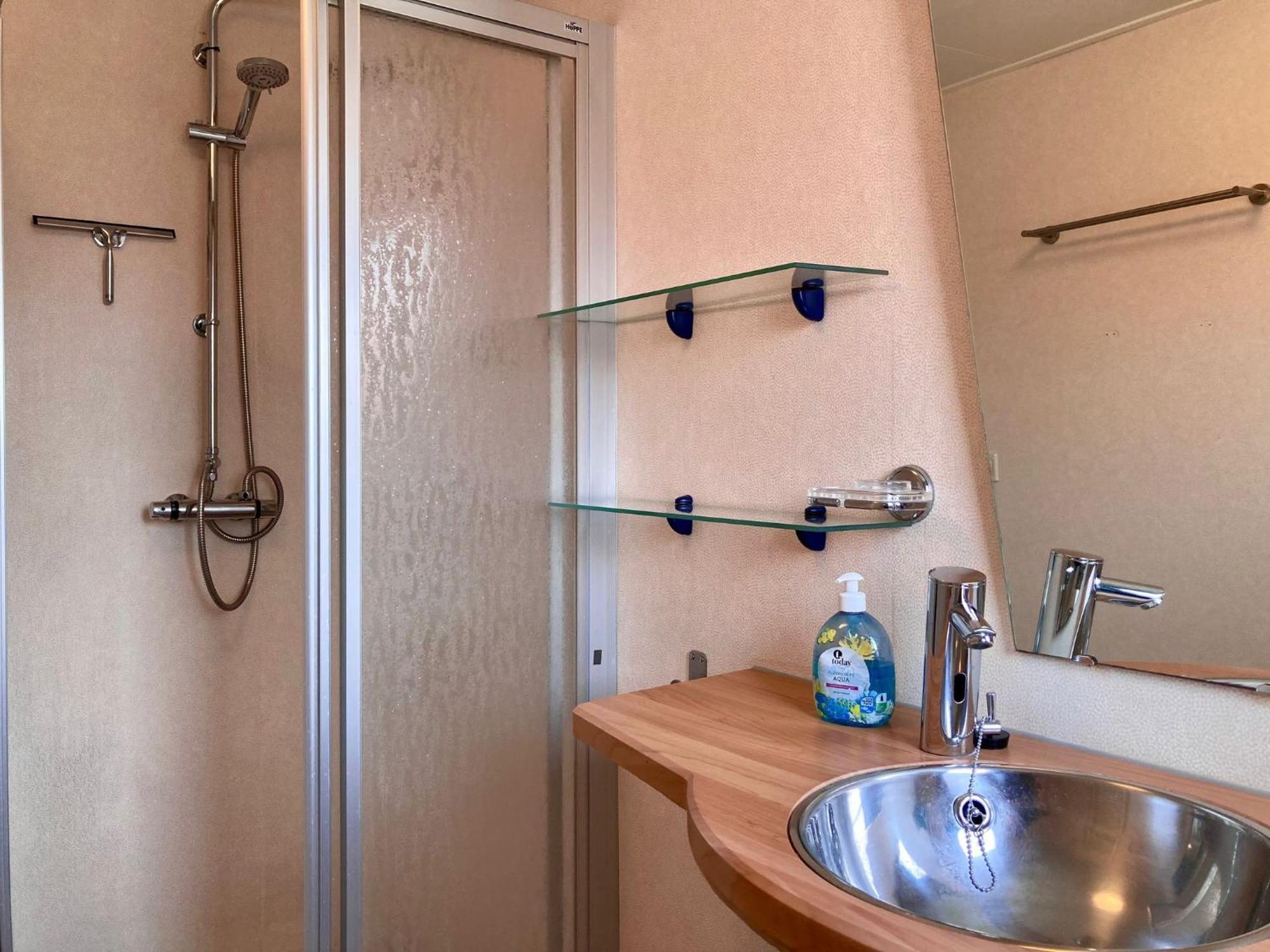 Lakeview 6 Pers Holiday Home Aurora With Fenced Garden, Whirlpool And Sauna Anjum 外观 照片