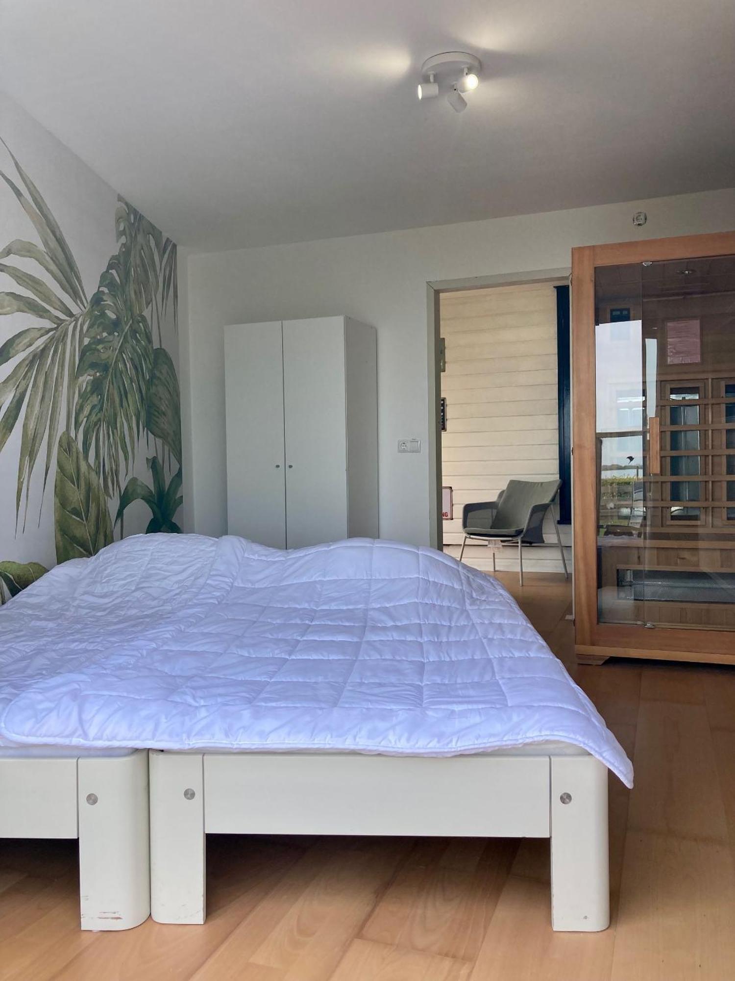 Lakeview 6 Pers Holiday Home Aurora With Fenced Garden, Whirlpool And Sauna Anjum 外观 照片