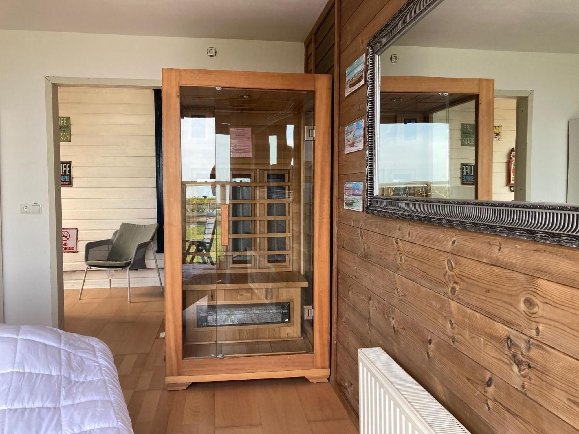 Lakeview 6 Pers Holiday Home Aurora With Fenced Garden, Whirlpool And Sauna Anjum 外观 照片