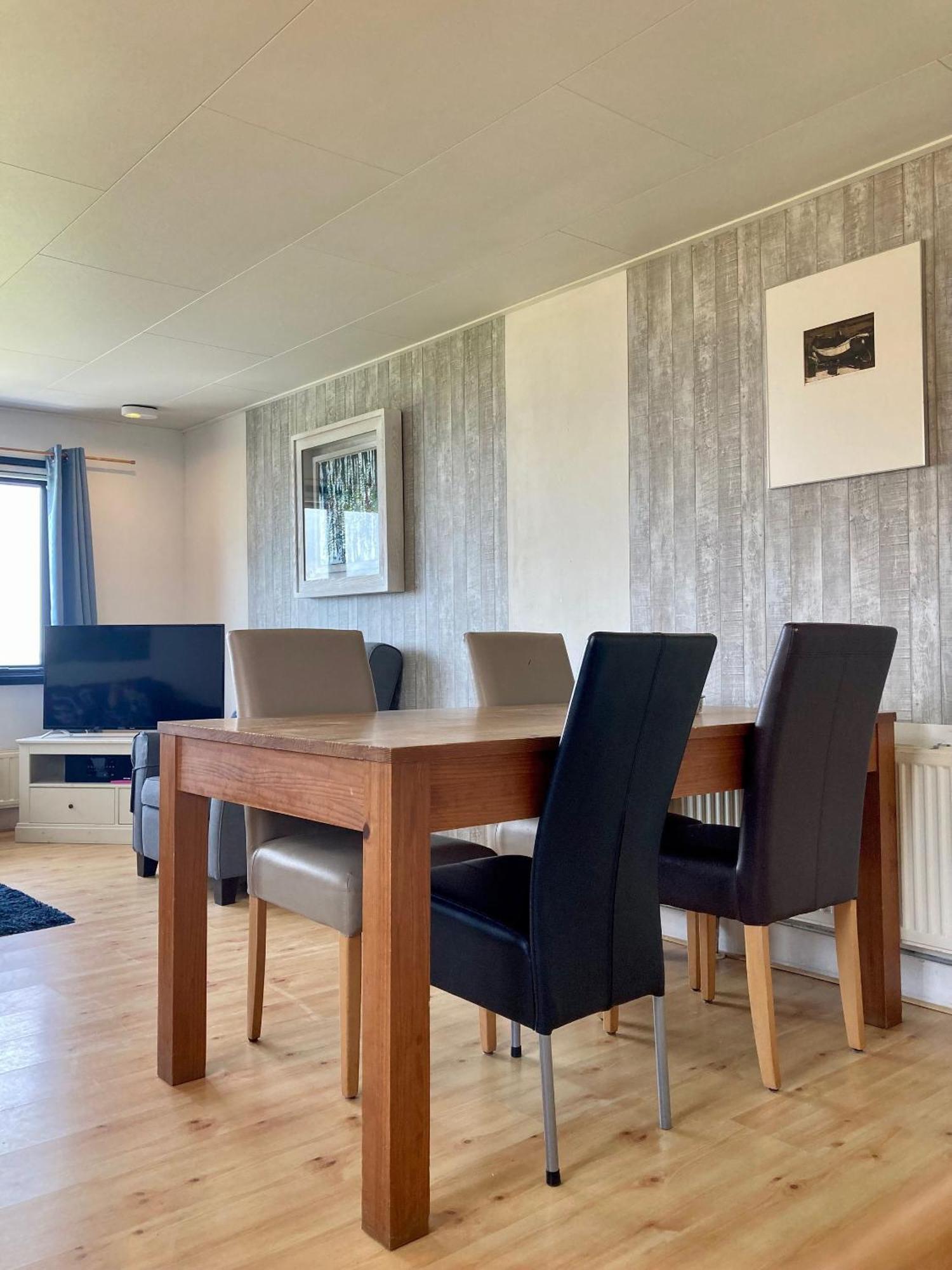 Lakeview 6 Pers Holiday Home Aurora With Fenced Garden, Whirlpool And Sauna Anjum 外观 照片